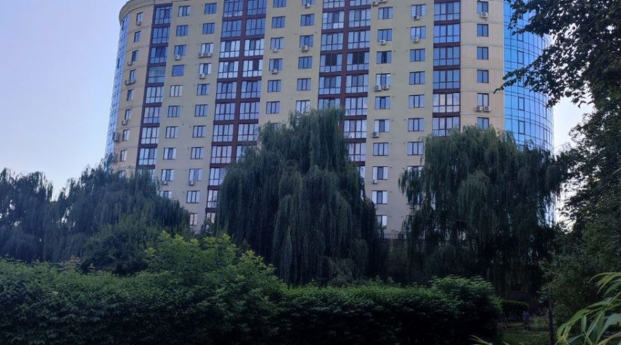 Продаж квартири 3 кімнати 98 кв. м. Староміська (Центр) Хмельницький