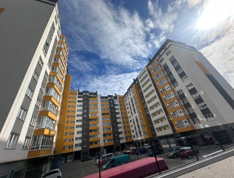 Продаж квартири 1 кімната 48 кв. м. С.Бандери (Виставка) Хмельницький