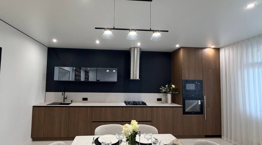 Продаж квартири 3 кімнати 108 кв. м. Старокост. шосе (Виставка) Хмельницький
