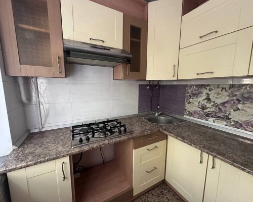 Продаж квартири 2 кімнати 42 кв. м. О.Кушнірука (Дубове) Хмельницький