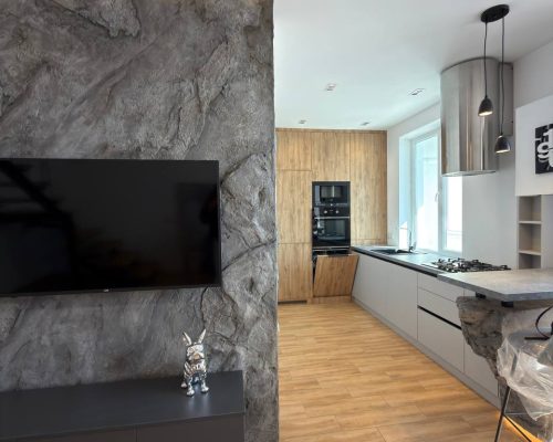 Продаж квартири 2 кімнати 90 кв. м. Нижня Берегова (Виставка) Хмельницький