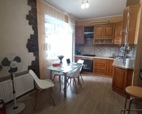 1 кімната 44 кв. м. пров. Гагаріна (Центр) Хмельницький