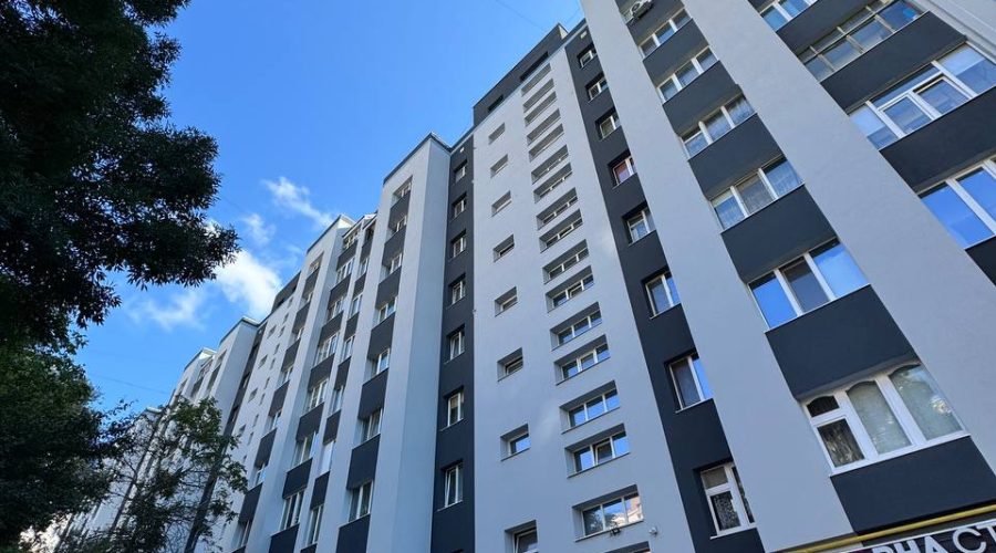 Продаж квартири 2 кімнати 49 кв. м. Зарічанська (Виставка) Хмельницький