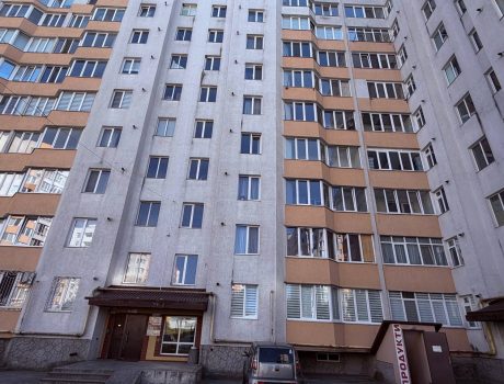 Продаж квартири 2 кімнати 78 кв. м. Будівельників (Виставка) Хмельницький