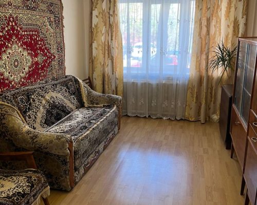 Продаж квартири 2 кімнати 43 кв. м. Зарічанська (Виставка) Хмельницький