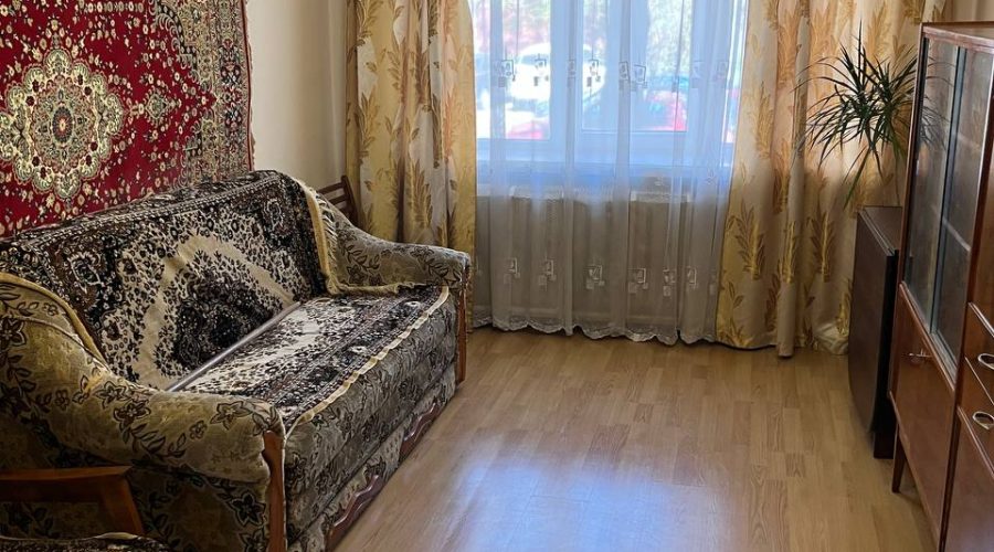 Продаж квартири 2 кімнати 43 кв. м. Зарічанська (Виставка) Хмельницький