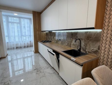 Продаж квартири 2 кімнати 76 кв. м. Лісогринівецька (Озерна) Хмельницький