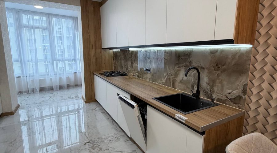 Продаж квартири 2 кімнати 76 кв. м. Лісогринівецька (Озерна) Хмельницький