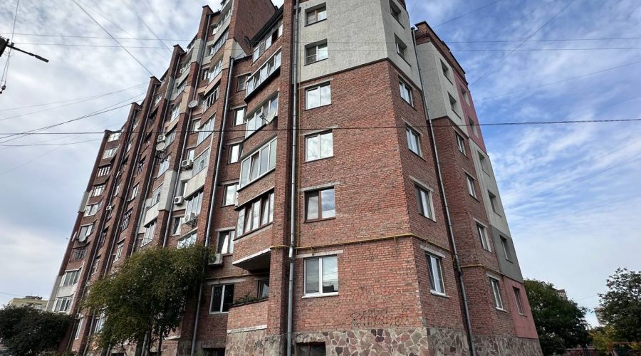 Продаж квартири 2 кімнати 101 кв. м. Подільська (Центр) Хмельницький