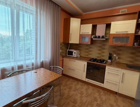 Продаж квартири 1 кімната 60 кв. м. Проспект миру (Виставка) Хмельницький