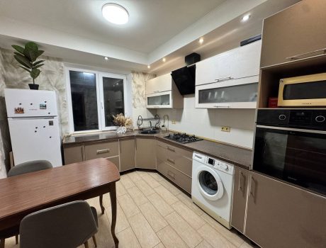 Продаж квартири 3 кімнати 67 кв. м. Завадського (Центр) Хмельницький