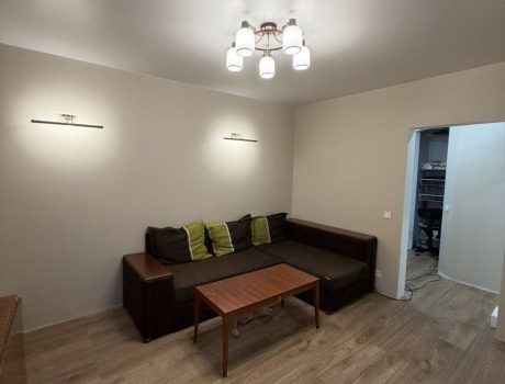 Продаж квартири 3 кімнати 72 кв. м. Панаса Мирного (Озерна) Хмельницький
