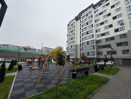 Продаж квартири 2 кімнати 69 кв. м. ЖК Автобіографія (Виставка) Хмельницький