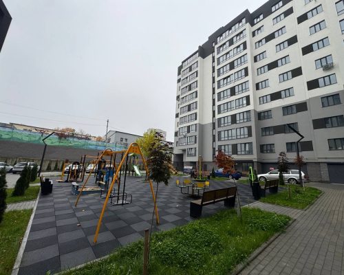 Продаж квартири 2 кімнати 69 кв. м. ЖК Автобіографія (Виставка) Хмельницький