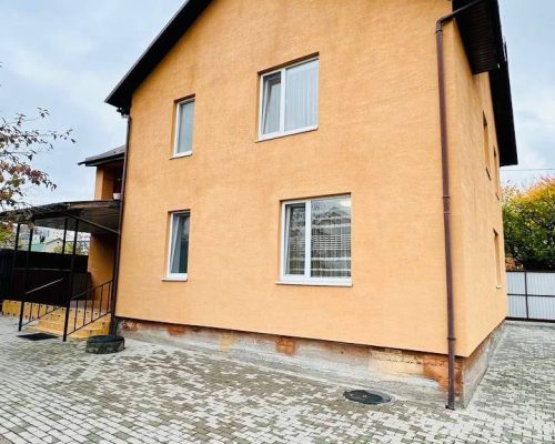 Продаж квартири 5 кімнат 145 кв. м. Нижня Берегова (Центр) Хмельницький