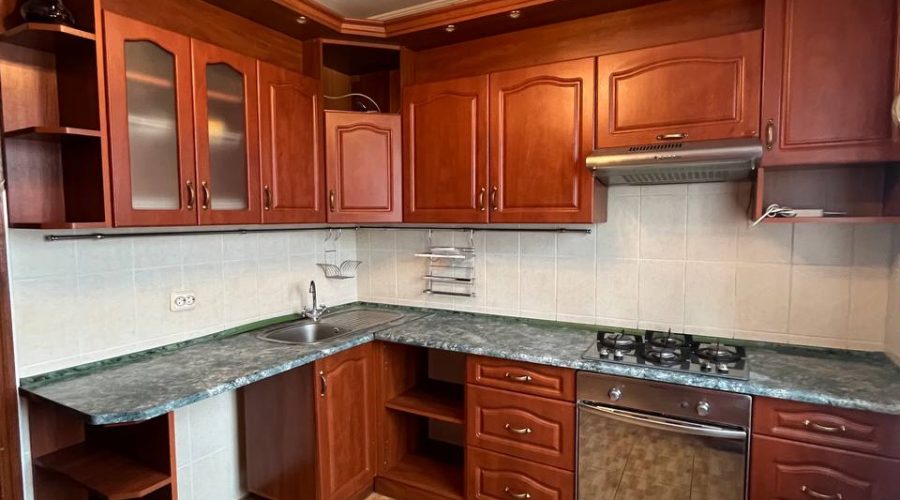 Продаж квартири 3 кімнати 75 кв. м. пров.Незалежності (Ракове) Хмельницький