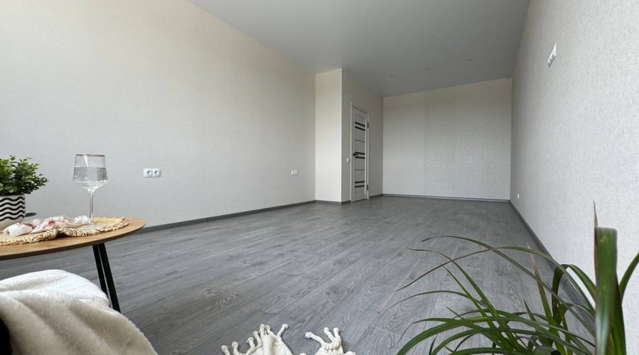 Продаж квартири 1 кімната 46 кв. м. Лісогринівецька (Озерна) Хмельницький