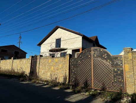 Продаж будинку 4 кімнати 195 кв. м. 10 сот. Лісовогринівецька (Дехтярка) Хмельницький