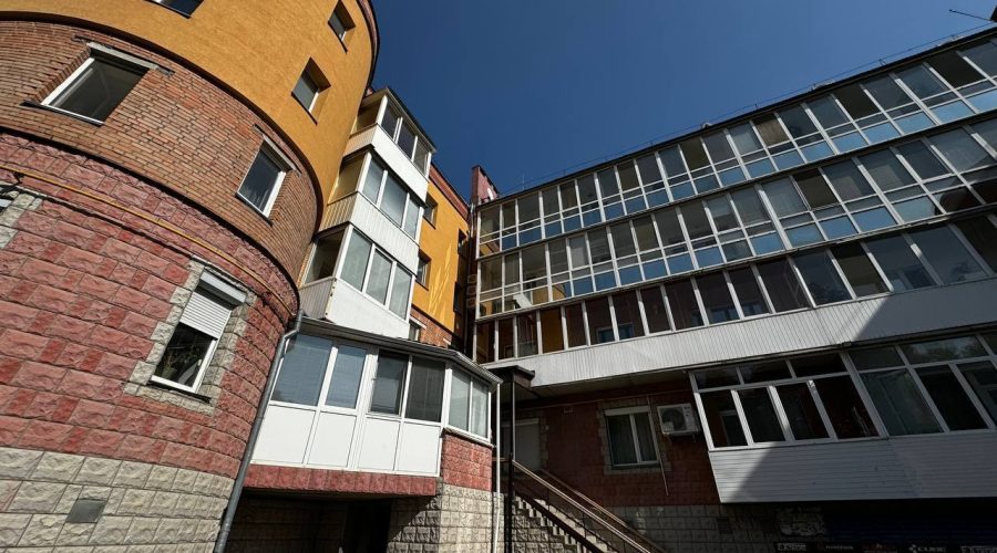 Продаж квартири 3 кімнати 125 кв. м. Паркова (Центр) Хмельницький