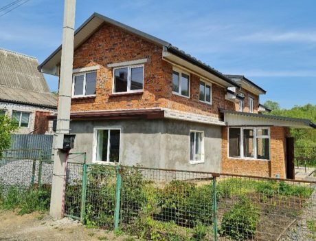 Продаж будинку 3 кімнати 107 кв. м. 6 сот. проїзд 4-й Прогрес (Дубове) Хмельницький