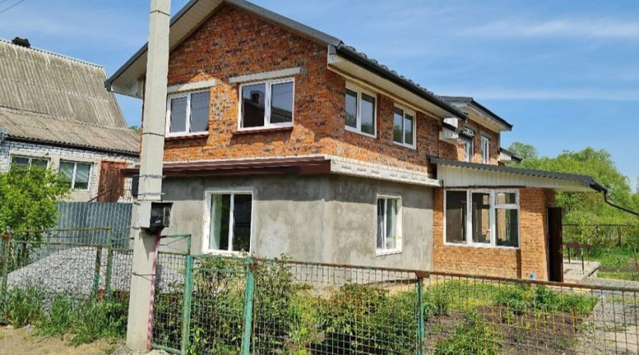 Продаж будинку 3 кімнати 107 кв. м. 6 сот. проїзд 4-й Прогрес (Дубове) Хмельницький