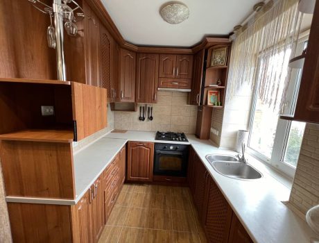 Продаж квартири 2 кімнати 57 кв. м. Володимирська (Центр) Хмельницький