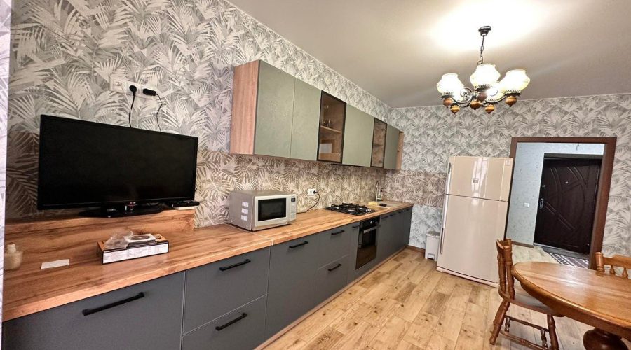 Продаж квартири 2 кімнати 82 кв. м. ЖК Проскурів (Центр) Хмельницький