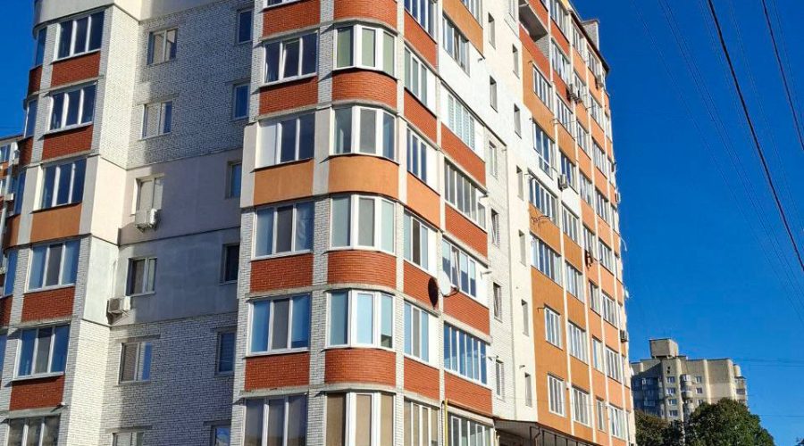 Продаж квартири 2 кімнати 74 кв. м. Водопровідна (Центр) Хмельницький