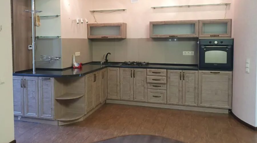 Продаж квартири 3 кімнати 140 кв. м. просп. Миру (Виставка) Хмельницький