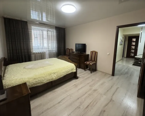 Продаж квартири 2 кімнати 65 кв. м. Лісогринівецька (Озерна) Хмельницький