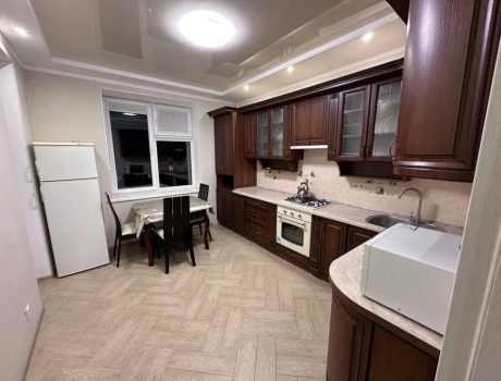 Продаж квартири 2 кімнати 68 кв. м. Озерна (Озерна) Хмельницький