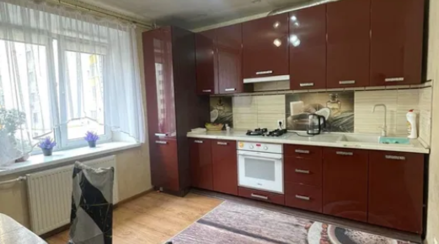 Оренда 2 кімнати 65 кв. м. (Виставка) Хмельницький