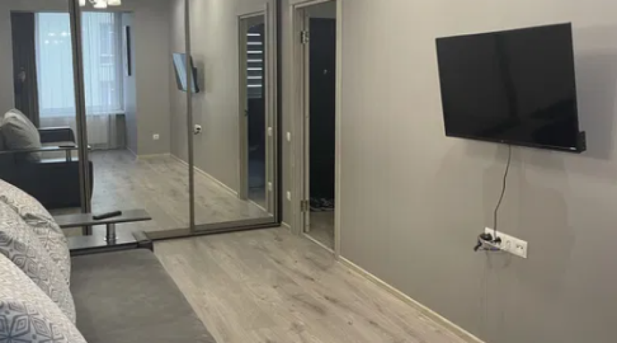 Оренда 1 кімната 45 кв. м. (Озерна) Хмельницький