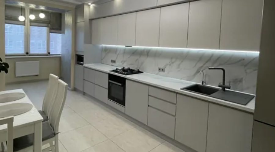 Продаж квартири 2 кімнати 81 кв. м. Старокостянтинівське шосе (Виставка) Хмельницький