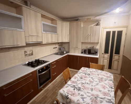 Оренда 3 кімнати 80 кв. м. (Центр) Хмельницький