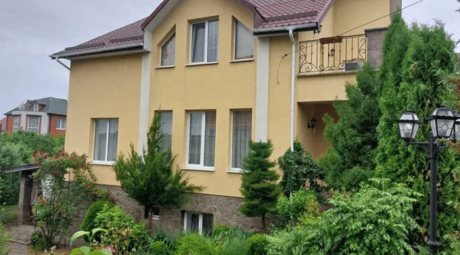 Продаж будинку 5 кімнат 250 кв. м. 10 сот. (Дехтярка) Хмельницький