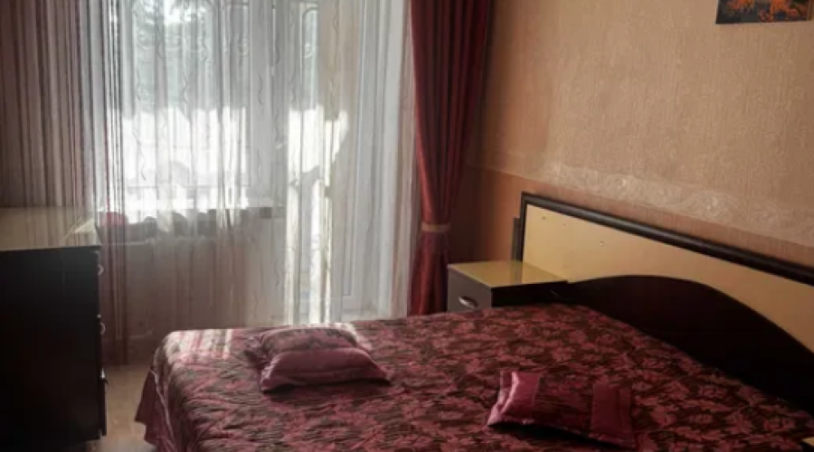 Оренда 3 кімнати 77 кв. м. Старокост. шосе (Виставка) Хмельницький