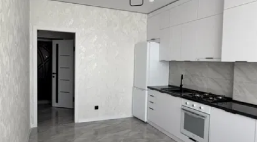 Продаж квартири 1 кімната 43 кв. м. Лісогринівецька (Озерна) Хмельницький