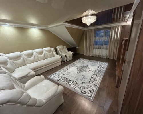 Оренда 3 кімнати 89 кв. м. навпроти університету Україна (Дубове) Хмельницький