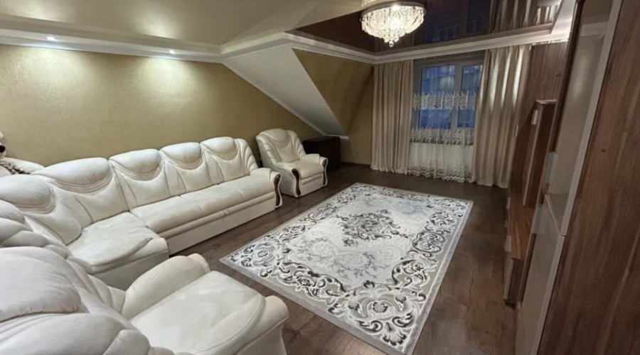 Оренда 3 кімнати 89 кв. м. навпроти університету Україна (Дубове) Хмельницький