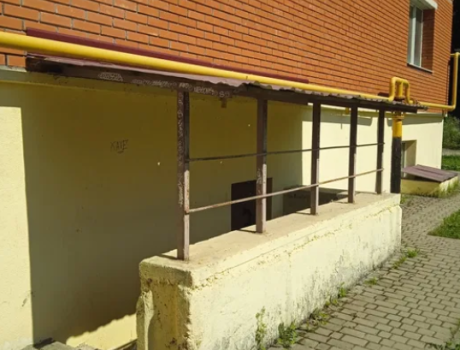 Продаж комерційної нерухомості 1 кімната 61 кв. м. (Озерна) Хмельницький