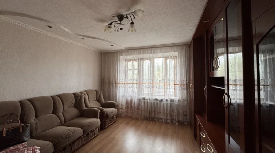 Оренда 4 кімнати 84 кв. м. Хмельницький