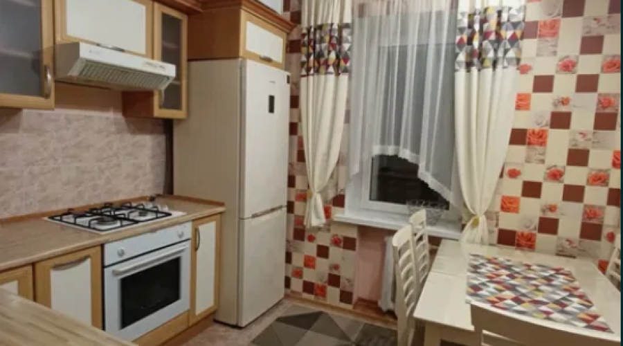 Оренда 2 кімнати 50 кв. м. пров. Козацький (Центр) Хмельницький