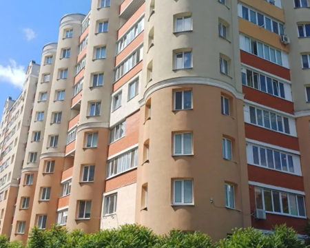 Продаж квартири 1 кімната 46 кв. м. Лісогринівецька (Озерна) Хмельницький