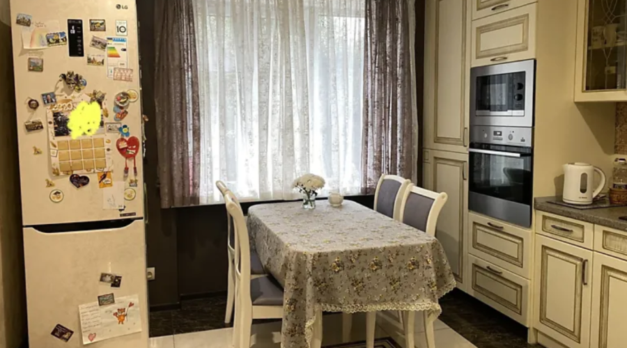 Оренда 3 кімнати 93 кв. м. Свободи (Виставка) Хмельницький