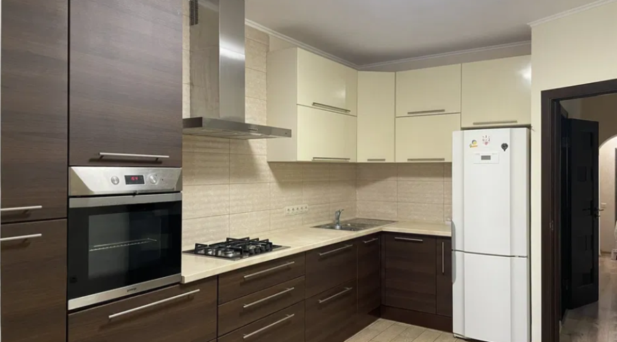 Оренда 2 кімнати 70 кв. м. Перемоги (Виставка) Хмельницький