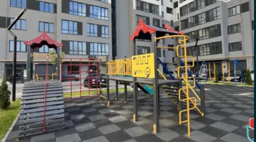 Продаж квартири 5 кімнат 155 кв. м. ЖК Автобіографія (Виставка) Хмельницький