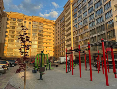 Продаж квартири 3 кімнати 118 кв. м. Проскурівського підпілля (Центр) Хмельницький