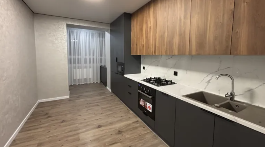 Продаж квартири 80 кв. м. Лісогринівецька Хмельницький