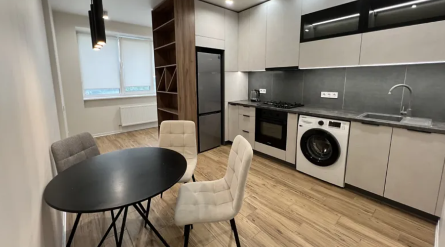 Продаж квартири 1 кімната 45 кв. м. Лісогринівецька (Озерна) Хмельницький